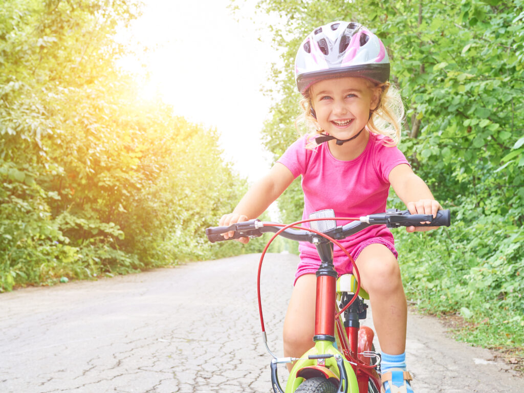 Foto Mädchen am Radfahren